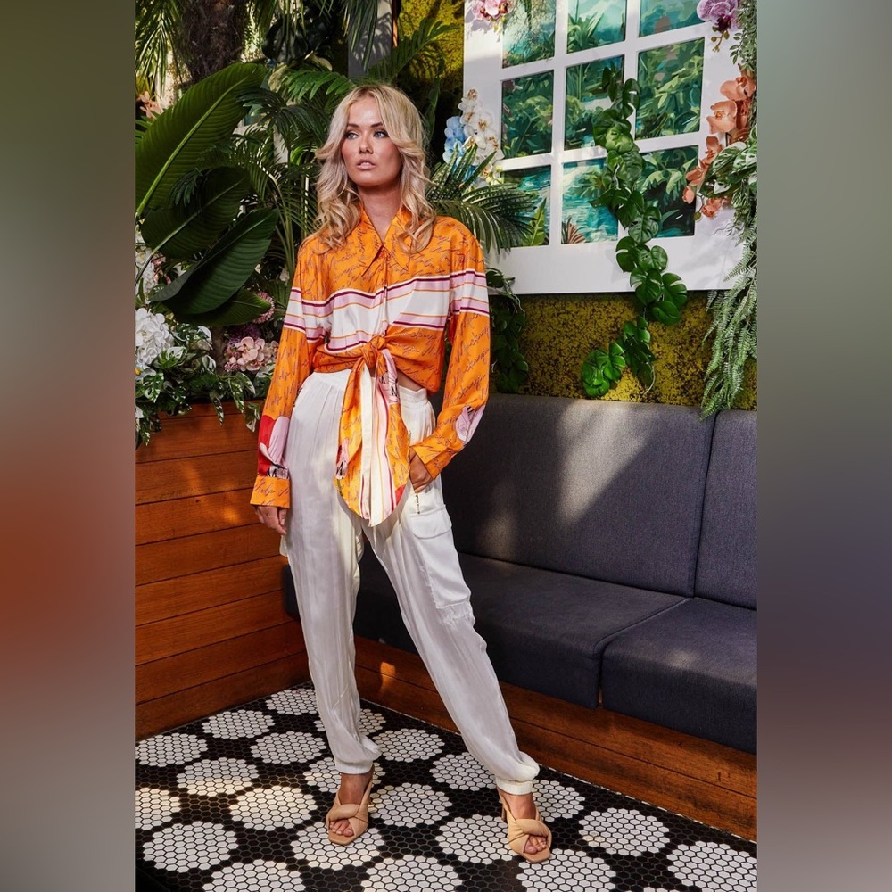 MACKENZIEMODE PARACHUTE PANTS WHITE